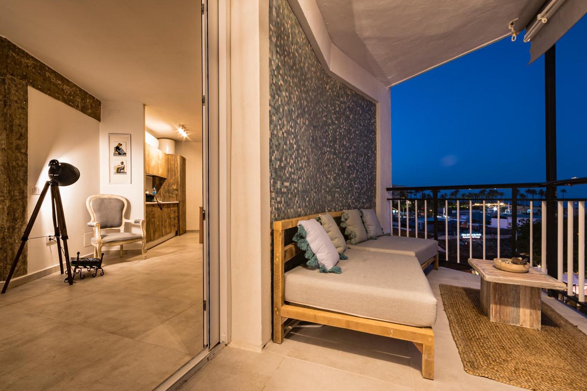 K-Moon By Nuka Homes Platja de Larenal Exterior photo